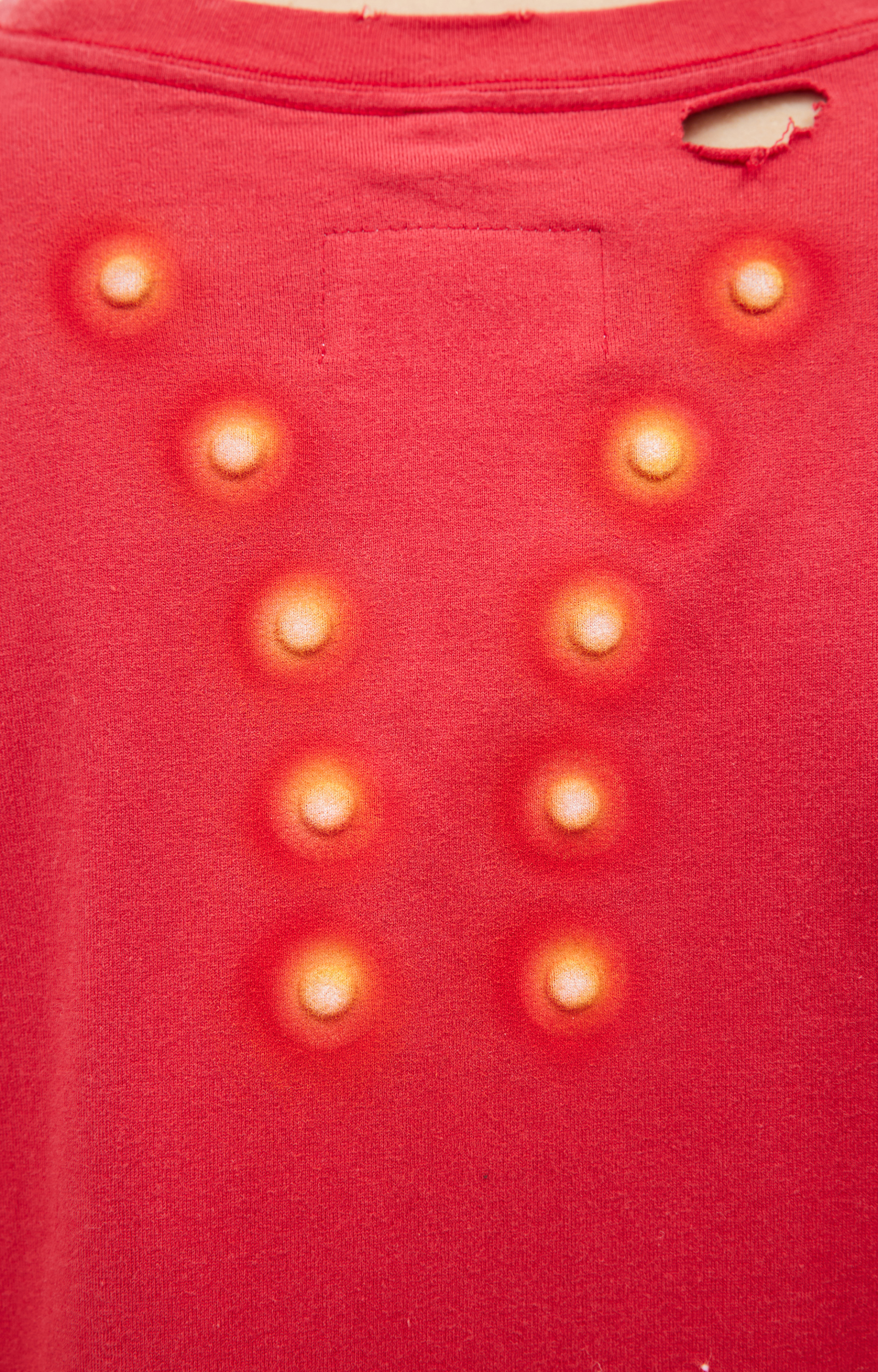 Doublet Рваный лонгслив \'Magnetism\'