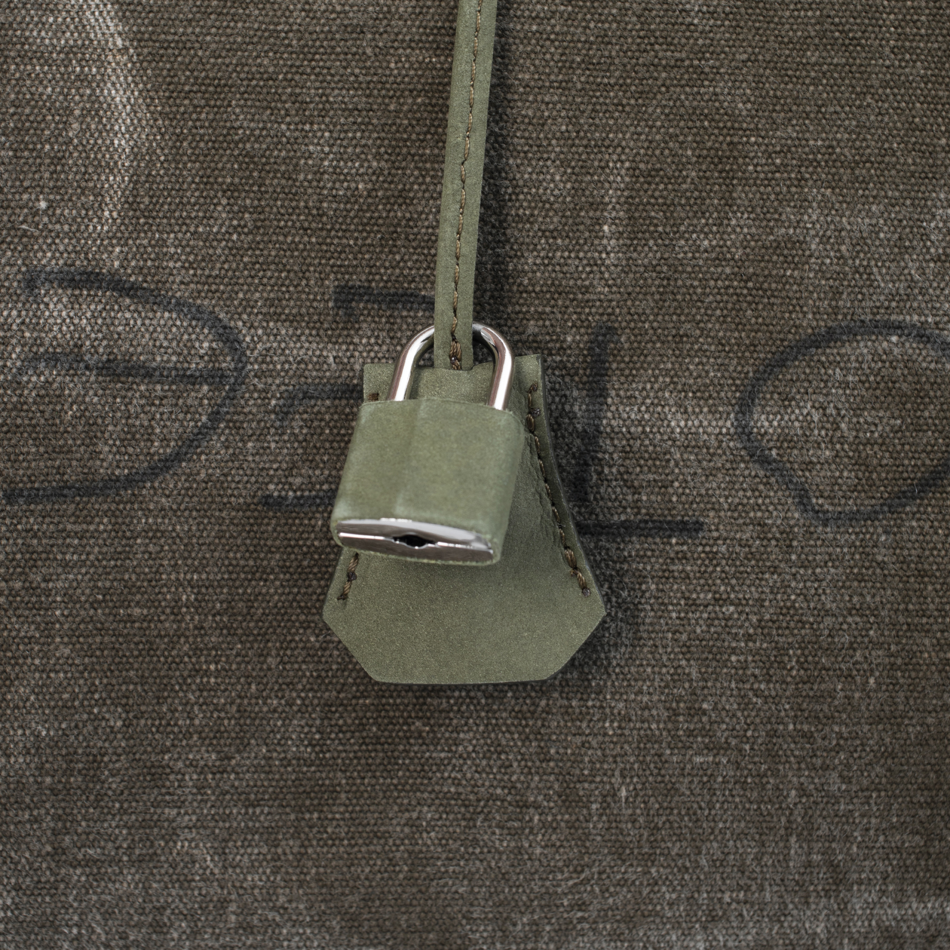 Readymade Сумка Doll Readymade x Dr. Woo