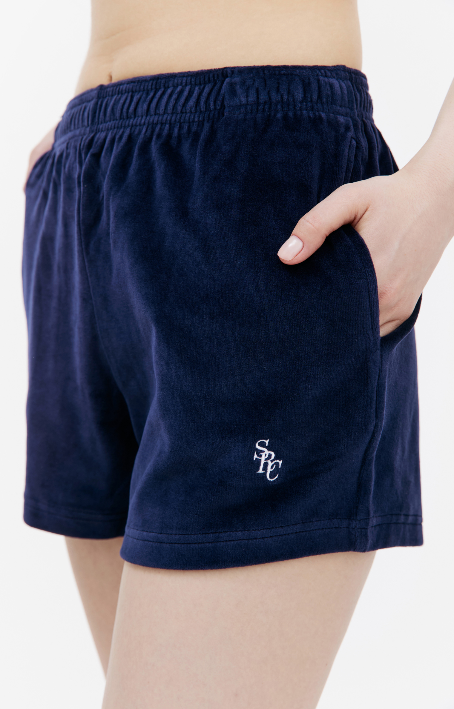 SPORTY & RICH Велюровые шорты SRC
