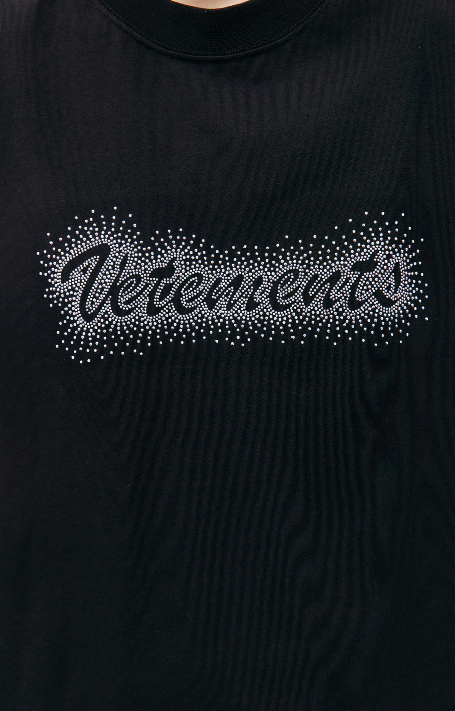 VETEMENTS Оверсайз футболка с логотипом