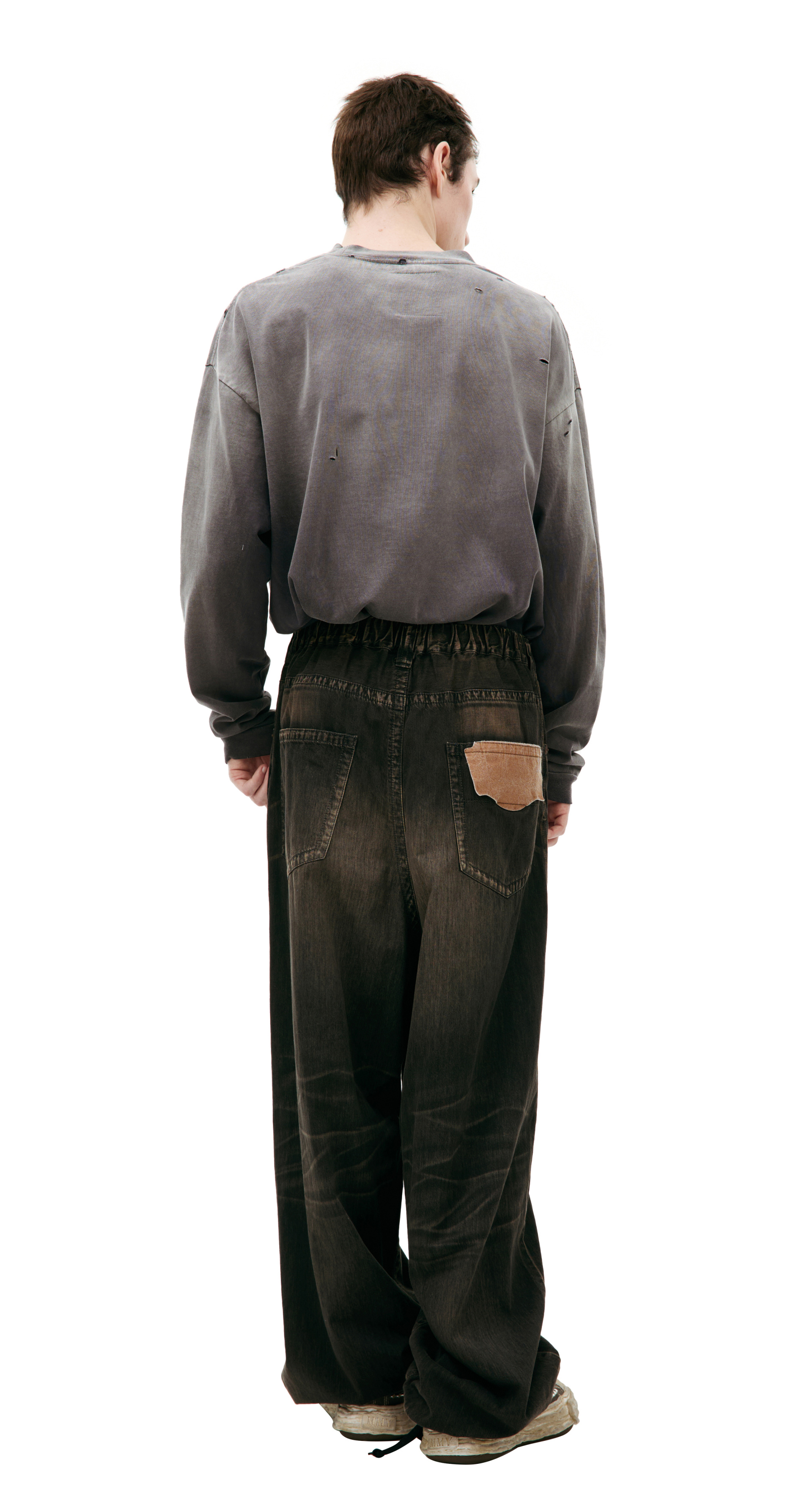 Maison Mihara Yasuhiro Джинсы с нашивкой на кармане