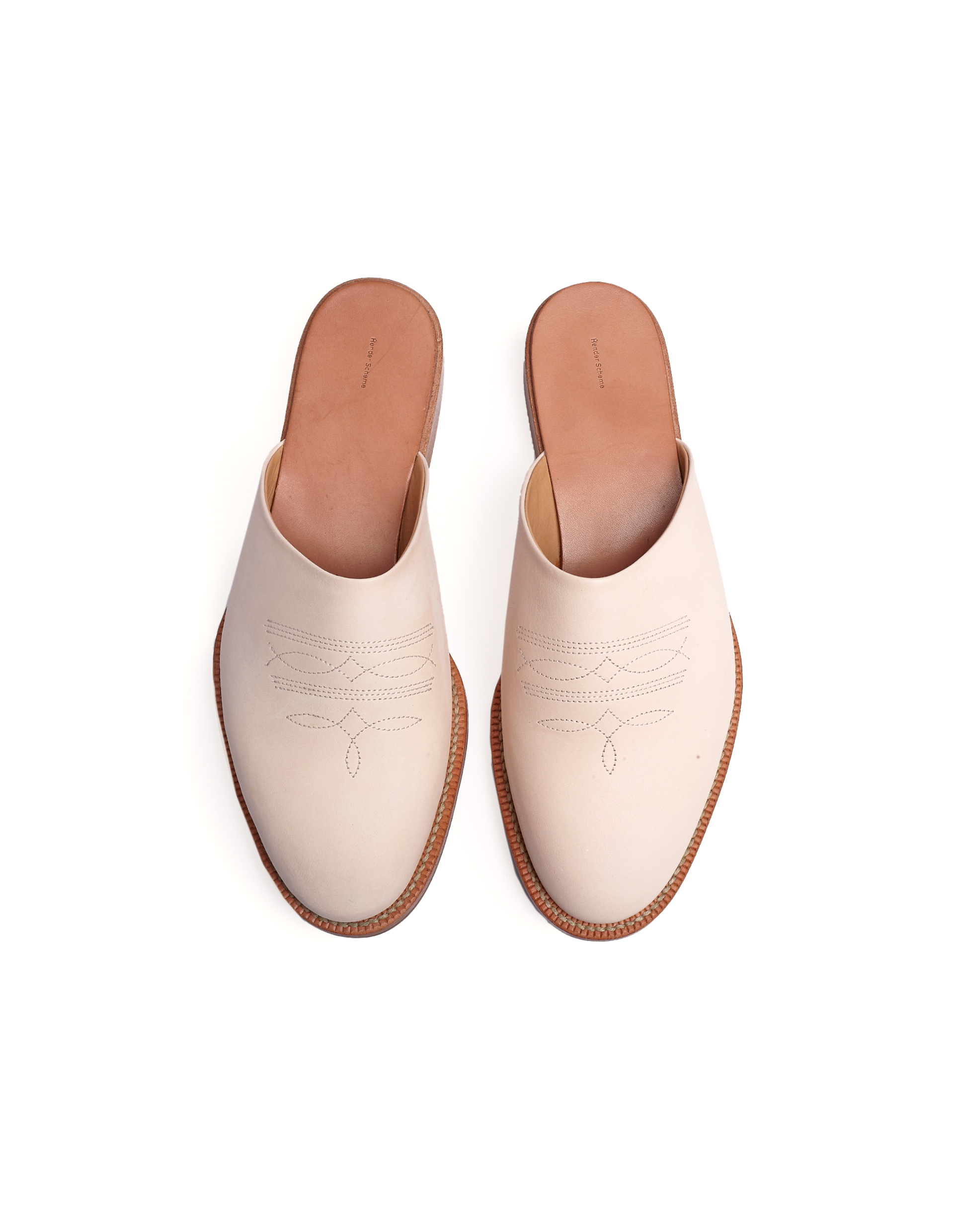 Hender Scheme Мюли Cheak из кожи с вышивкой