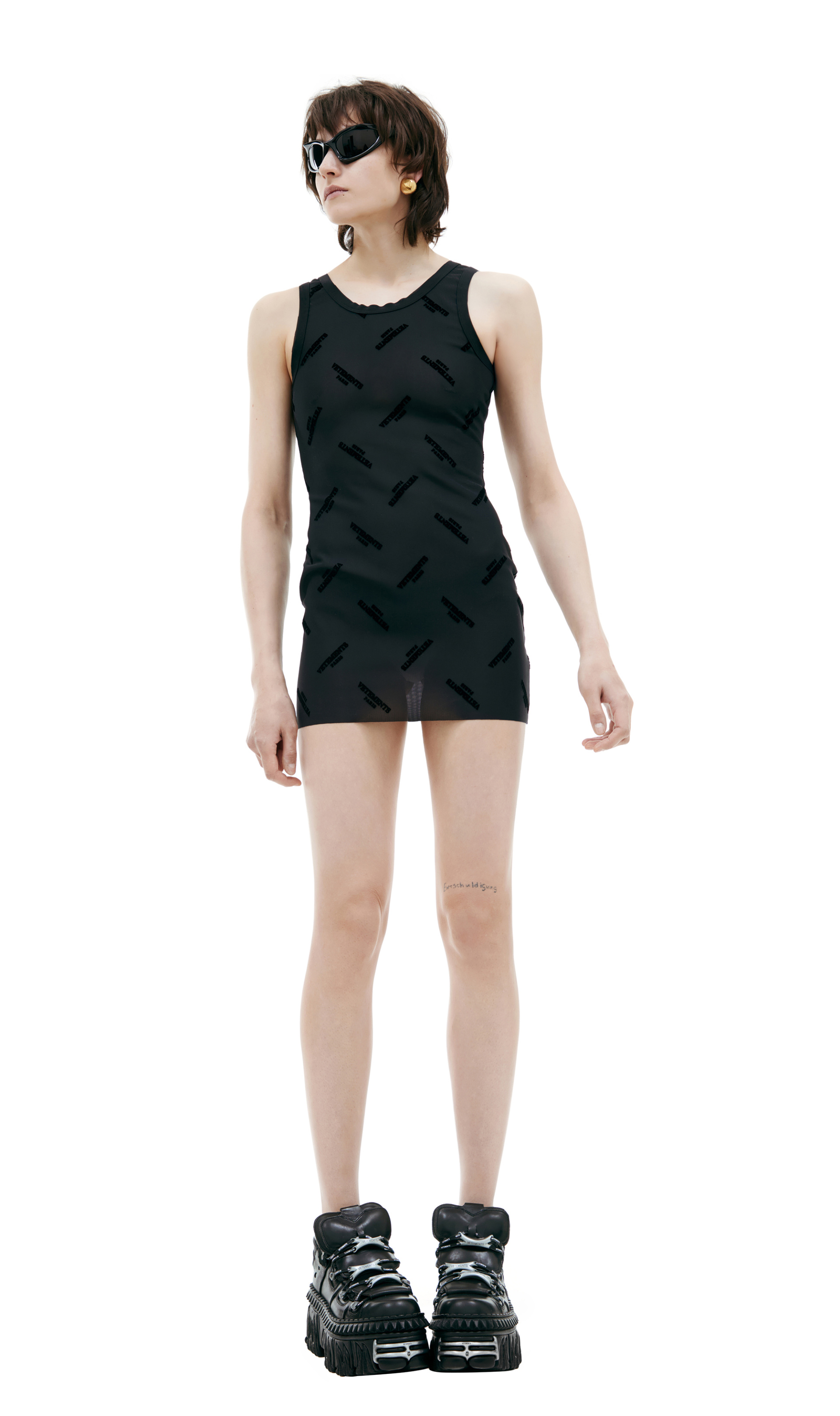 VETEMENTS Платье