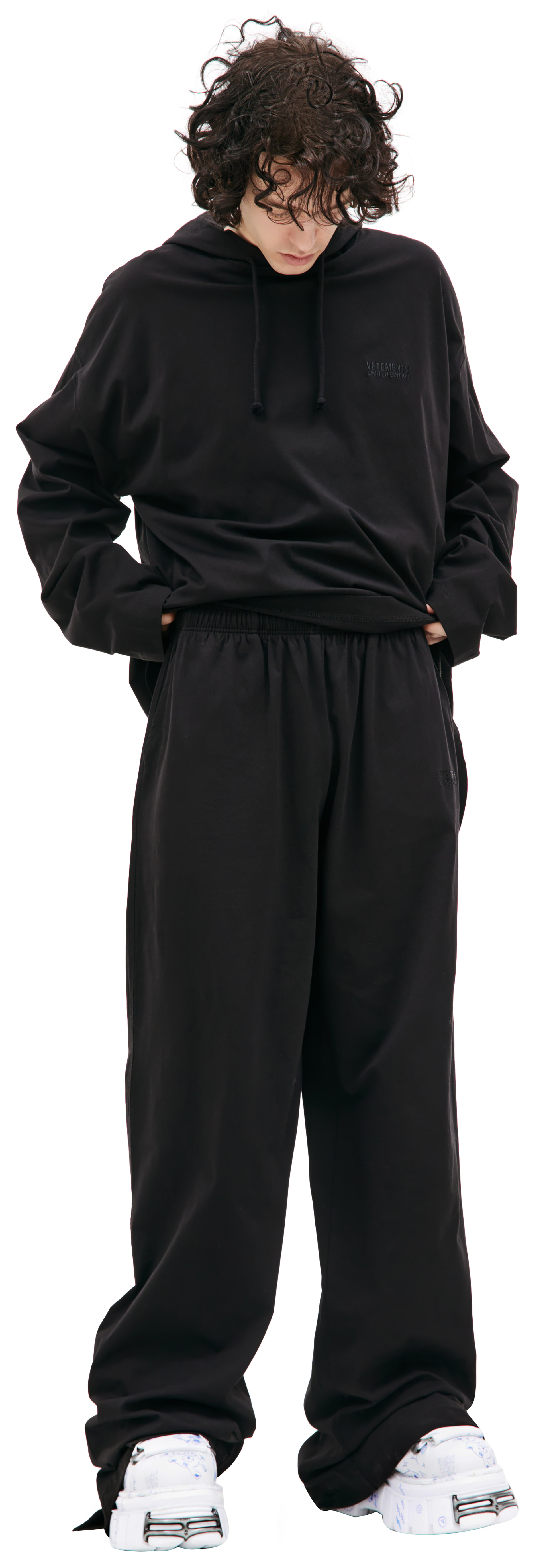 VETEMENTS Широкие брюки на резинке