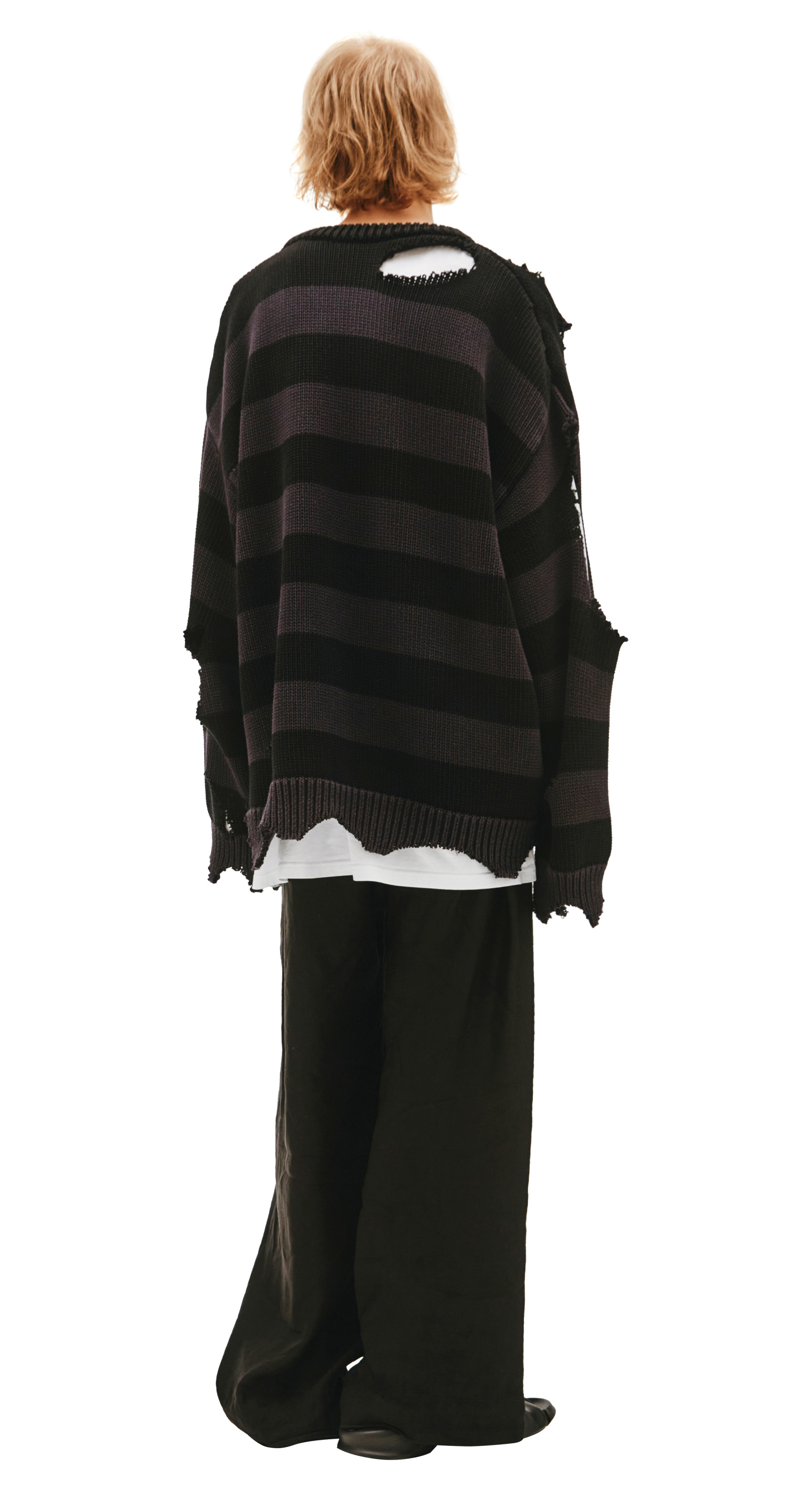 Balenciaga Рваный свитер с логотипом