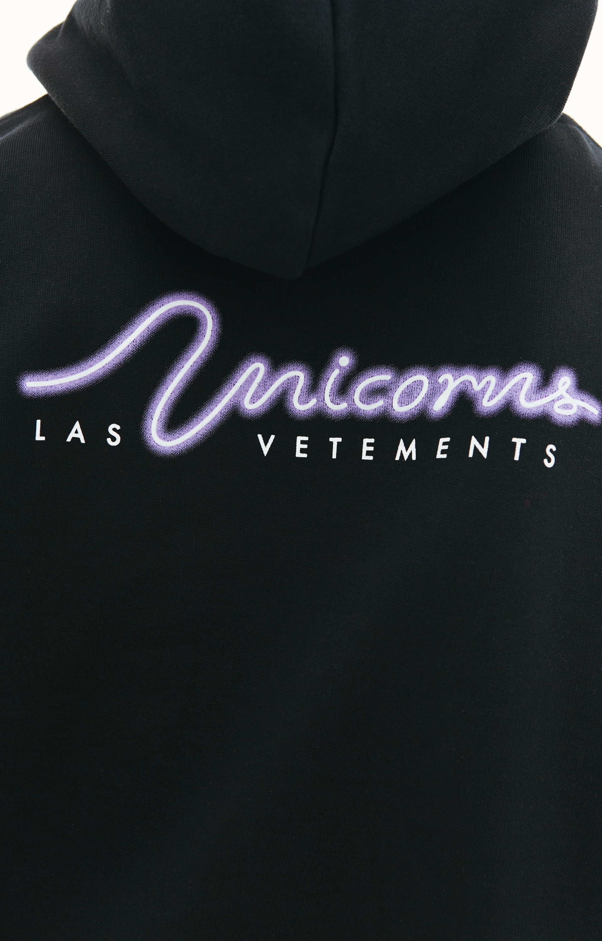 VETEMENTS Оверсайз худи с принтом