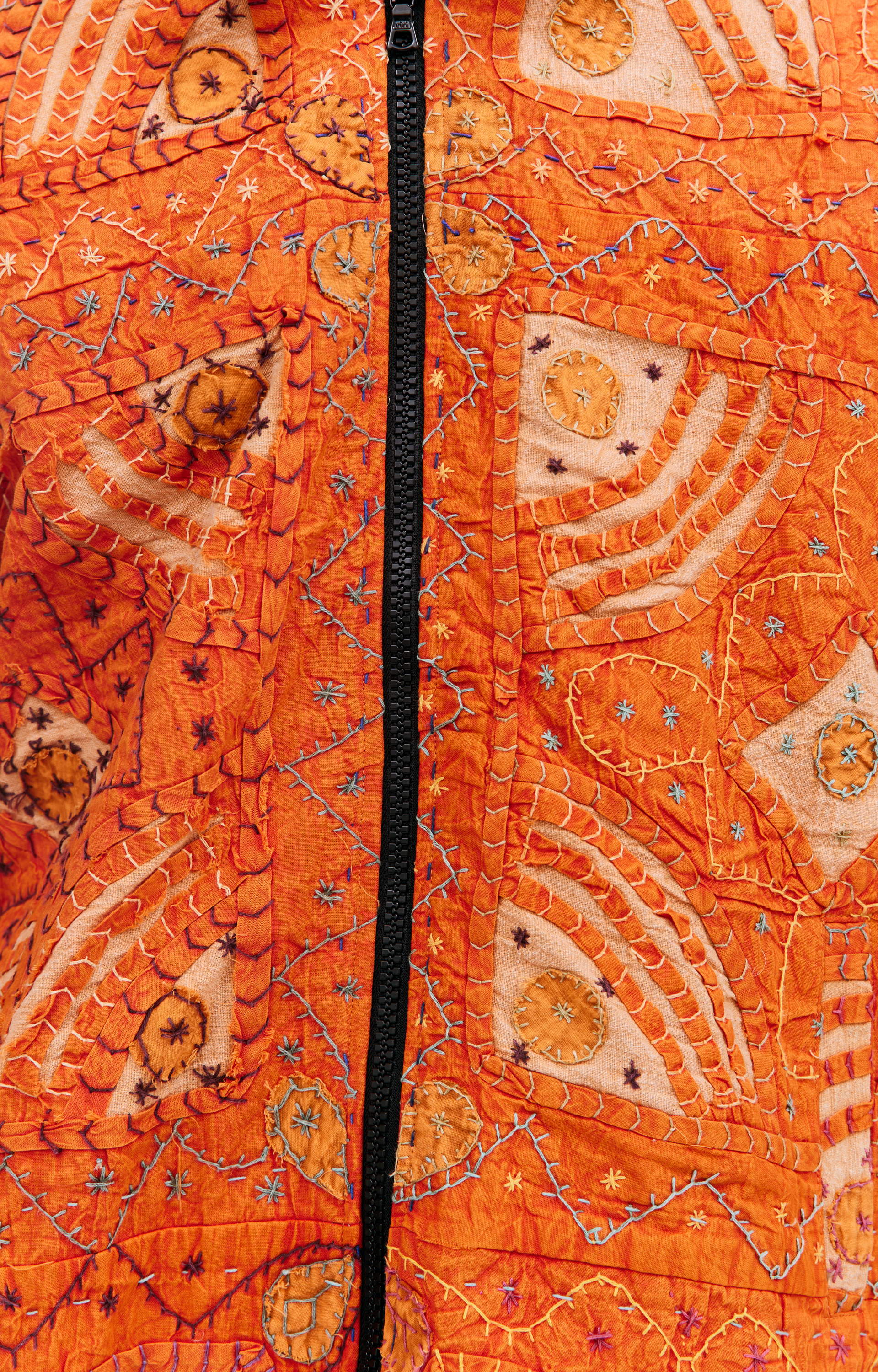 KARU RESEARCH Стеганая куртка с ручной вышивкой