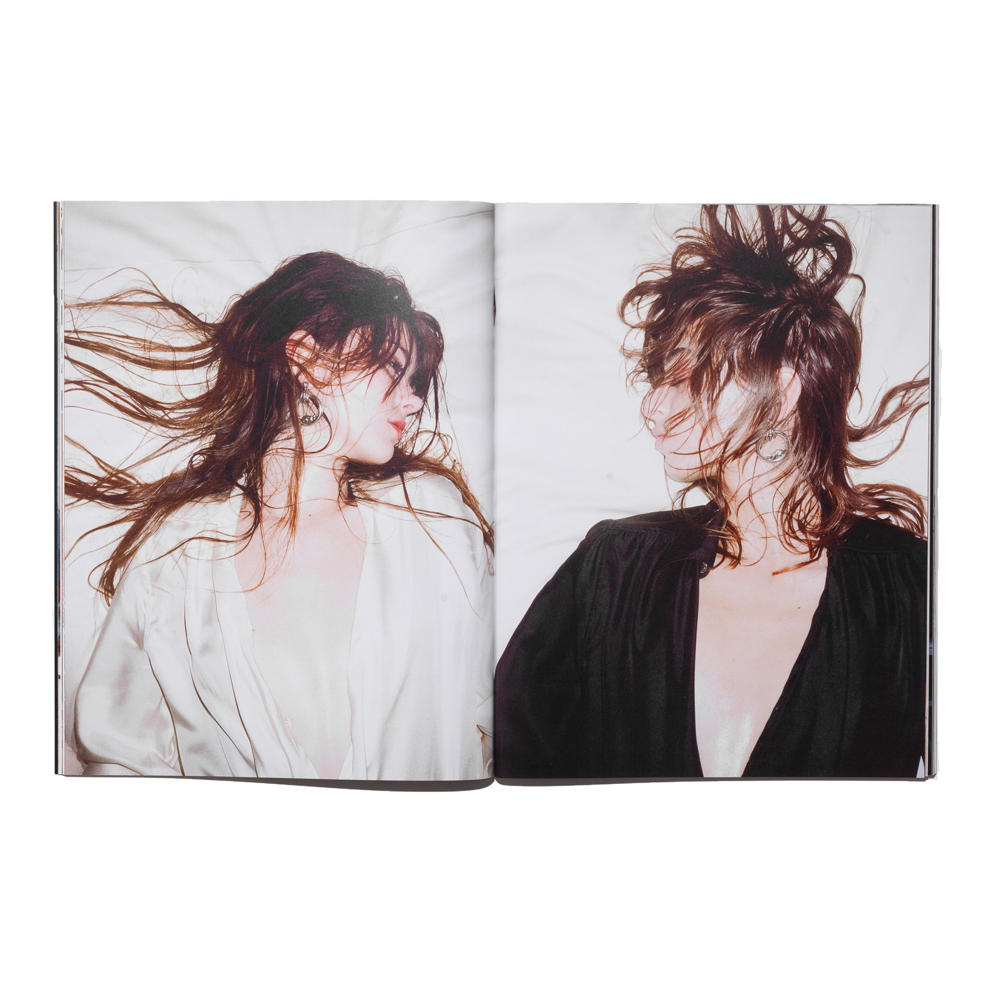 Enfants Riches Déprimés Книга RATS AT THE RITZ