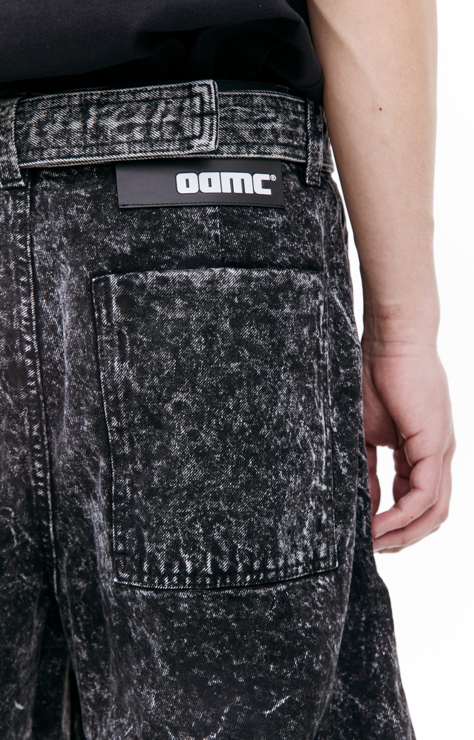 OAMC Джинсовые шорты Jackson с ремнем