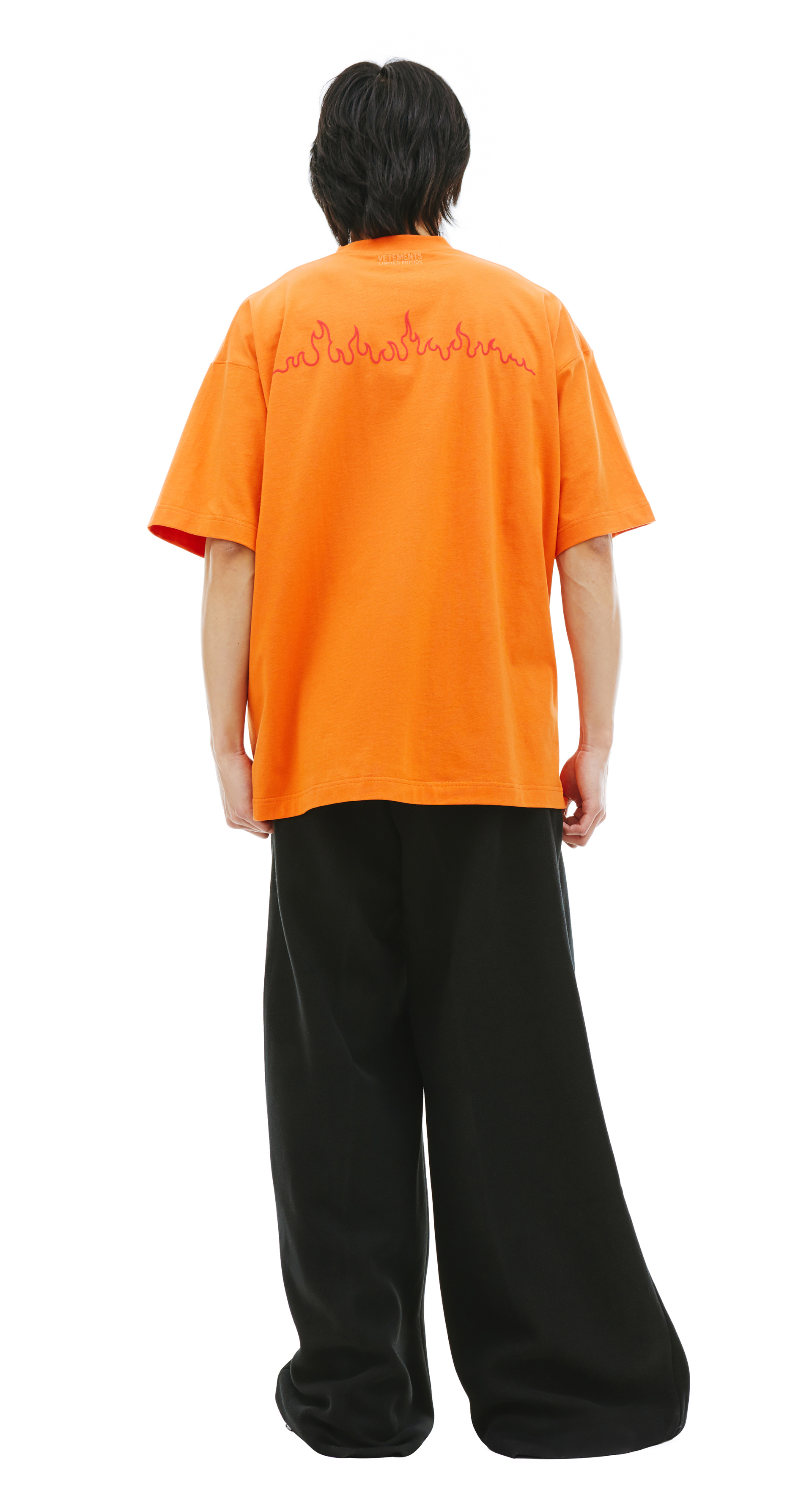 VETEMENTS Оверсайз футболка \'Hotter Than Your Ex\'