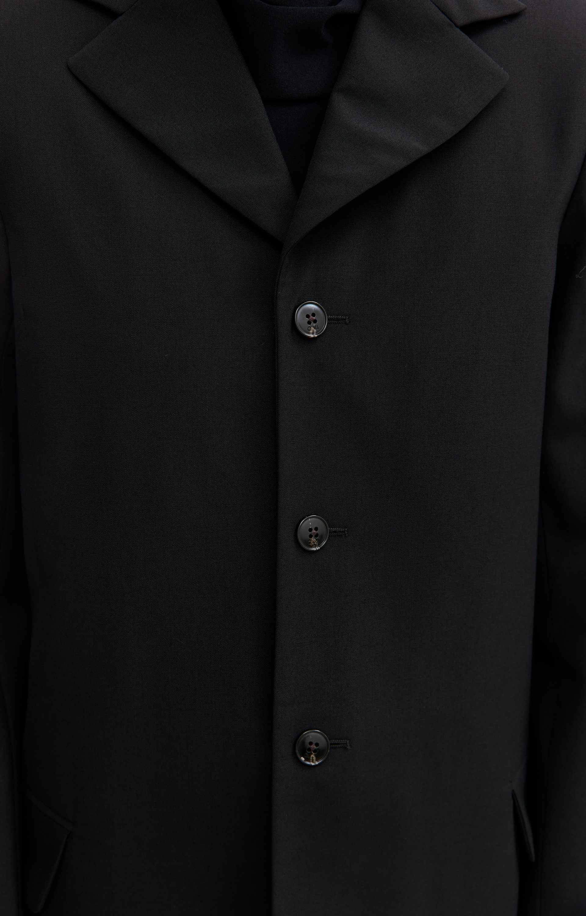 QUIRA Черный пиджак из шерсти