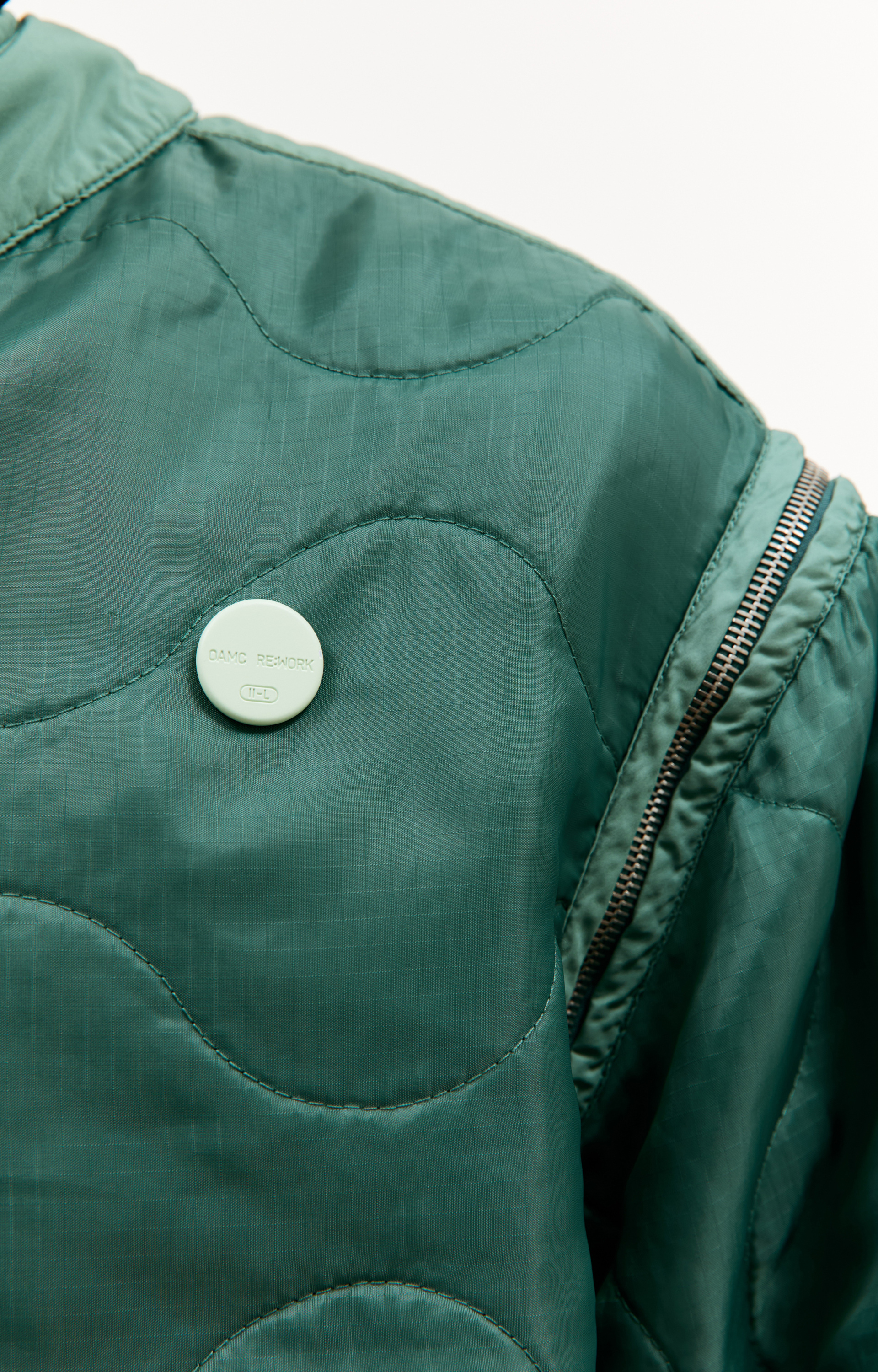 OAMC Стеганая куртка Re:Work с рукавами на молнии