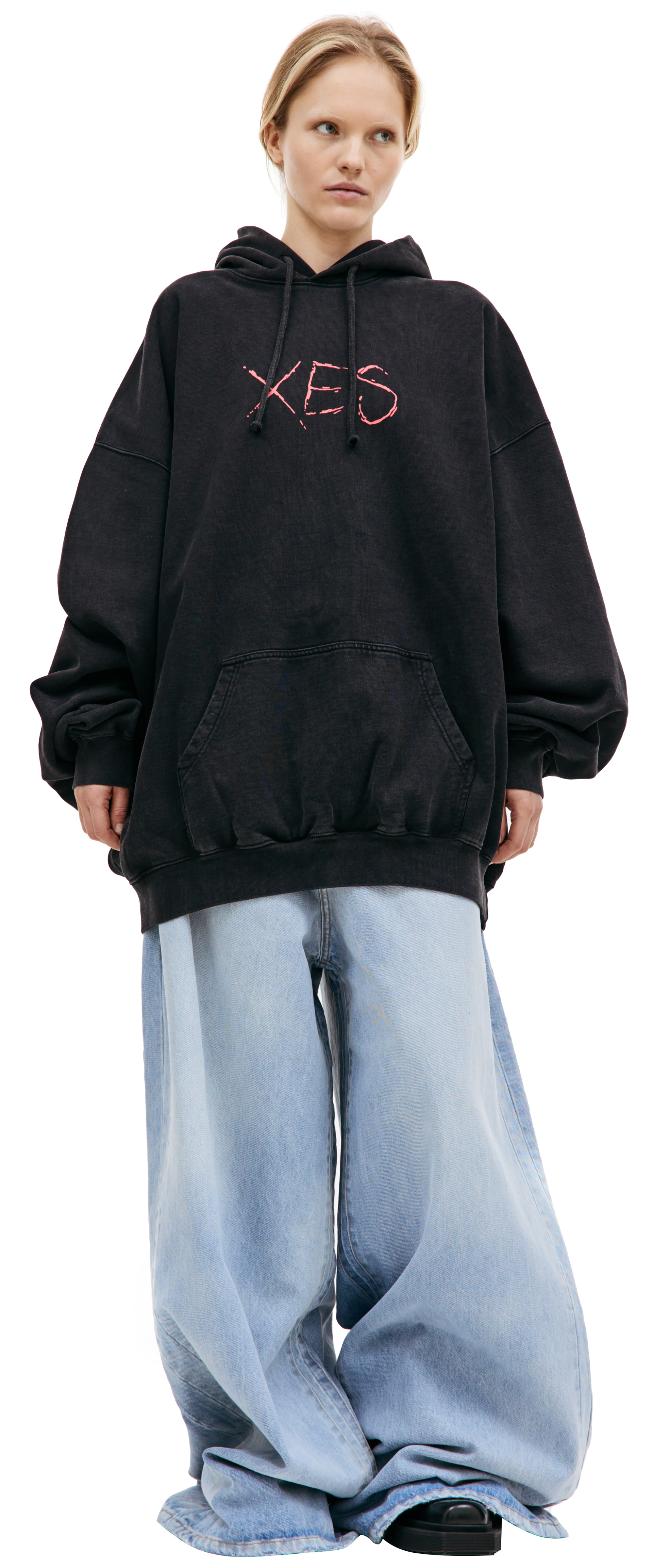 VETEMENTS Черное худи с принтом XES