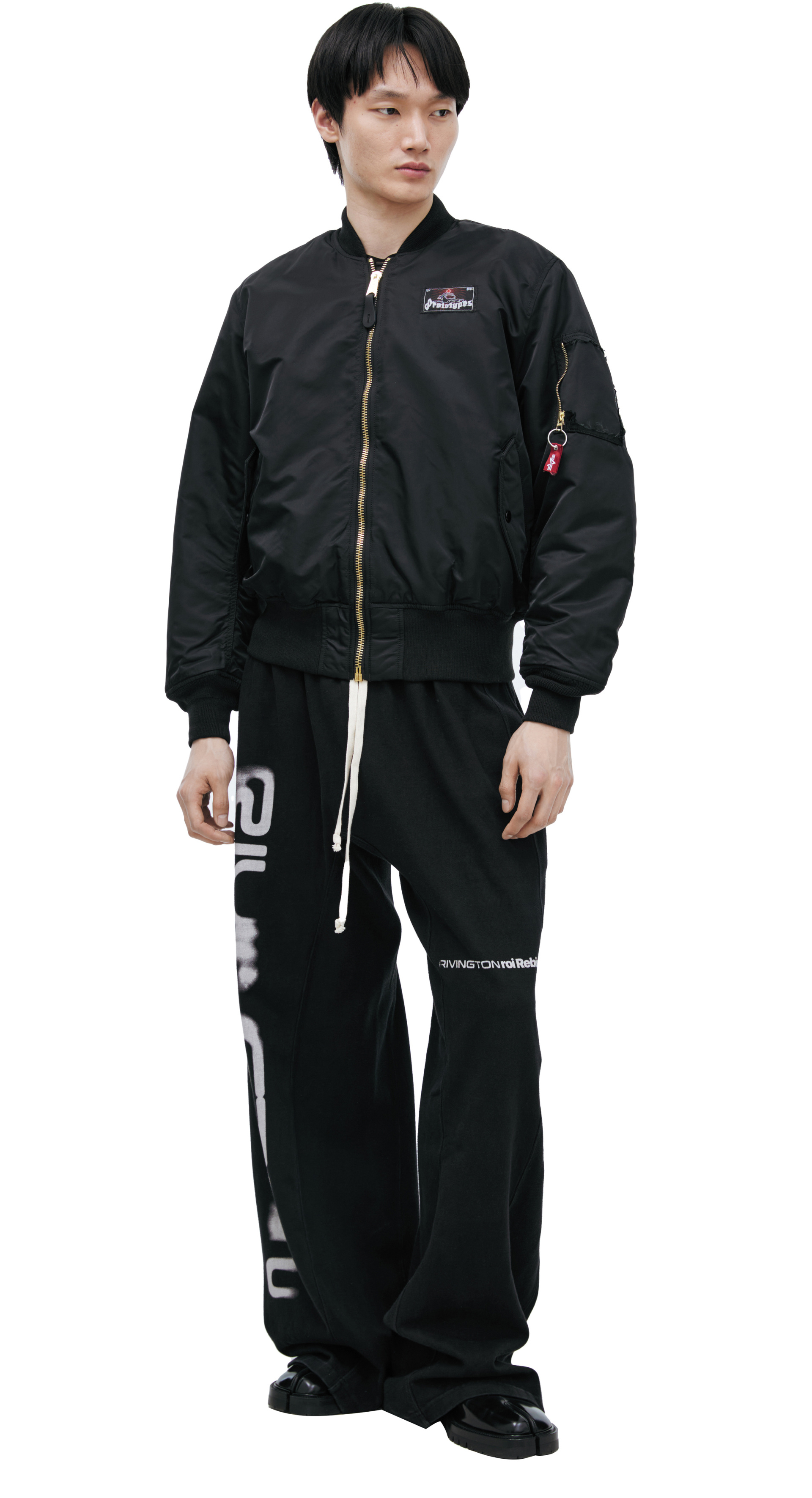 PROTOTYPES Бомбер