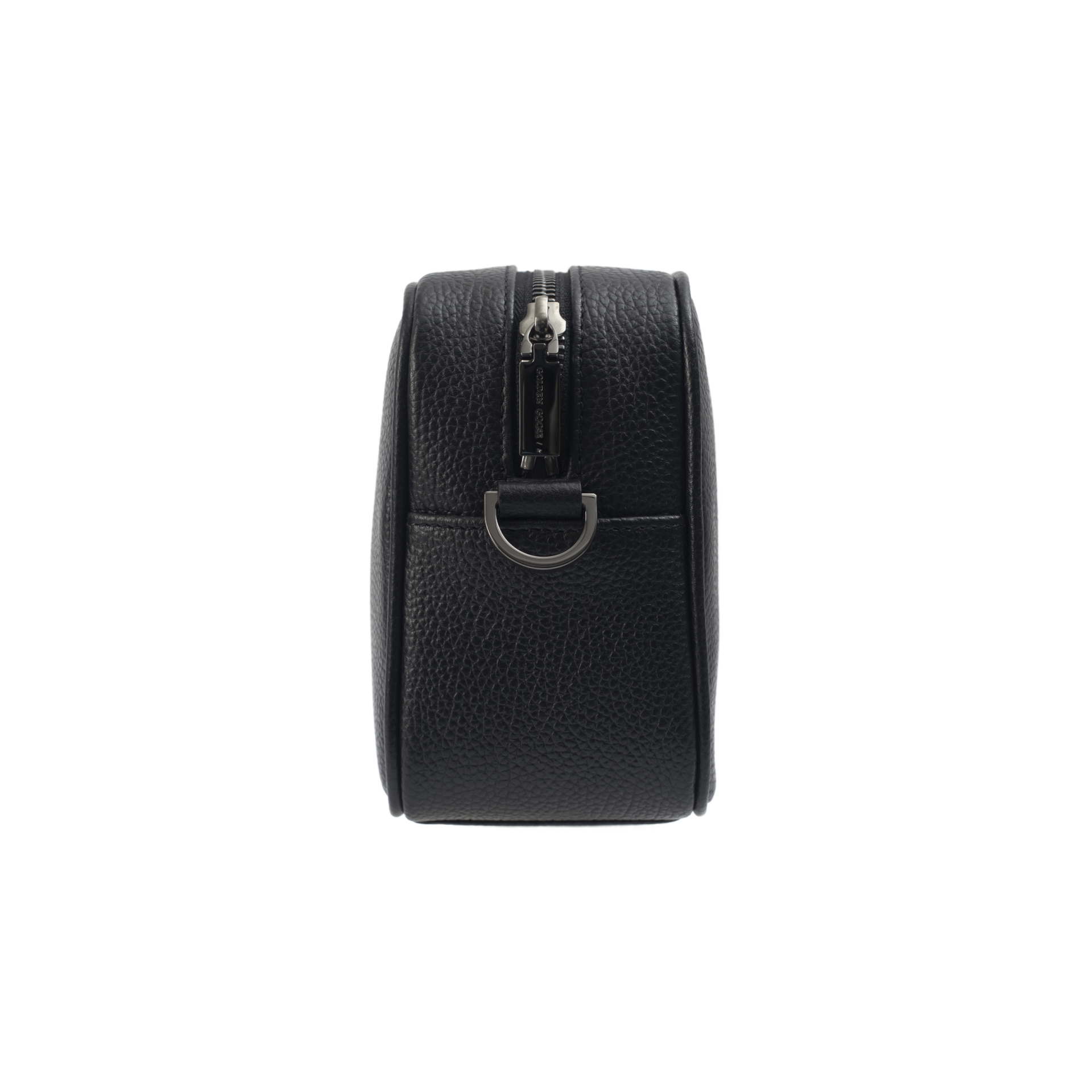 Golden Goose Черная кожаная сумка с брелоком