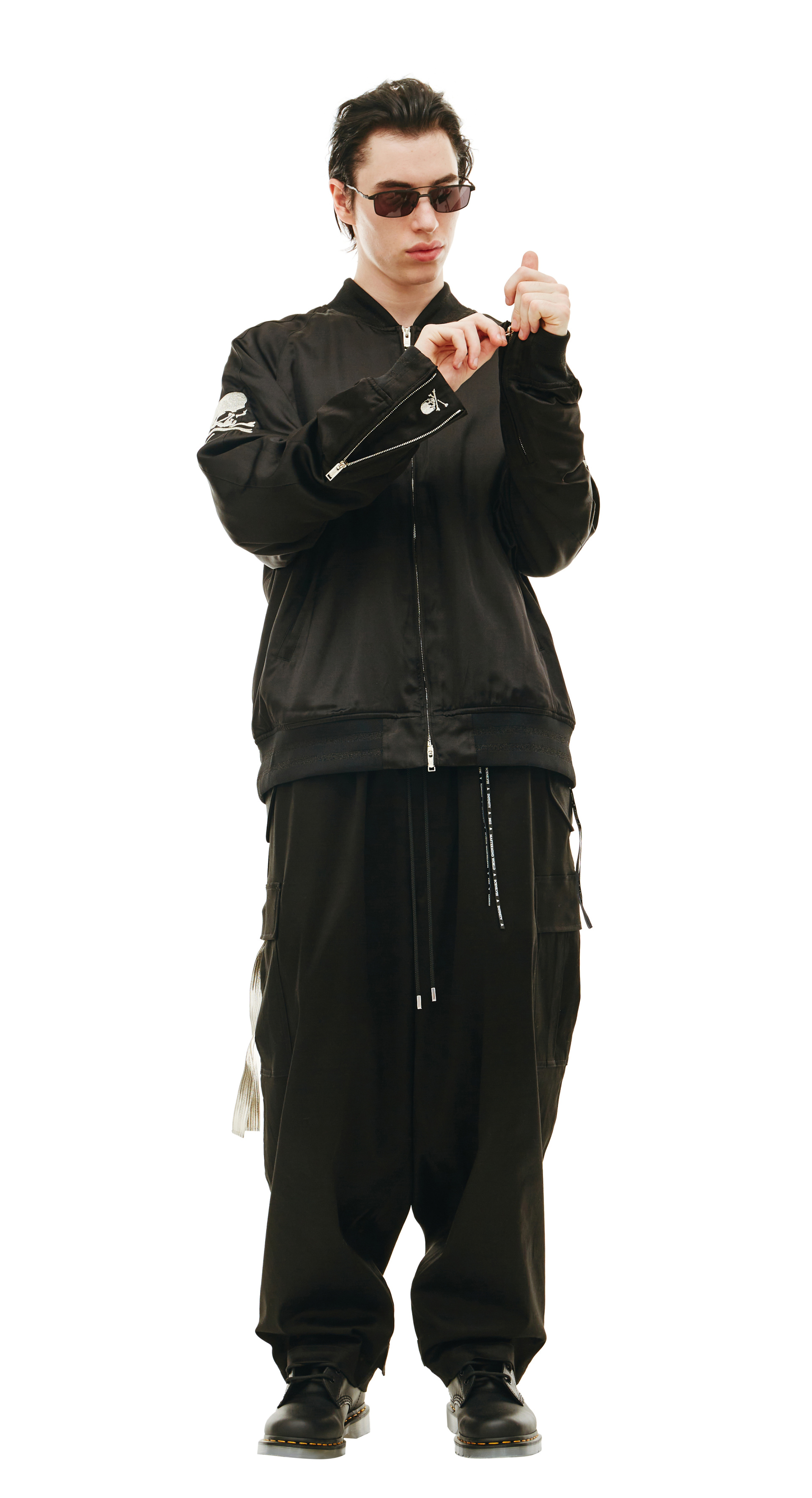 Mastermind WORLD Шелковый бомбер с вышивкой